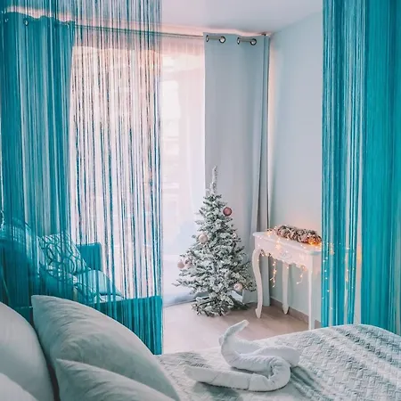 Lagoon Apartment