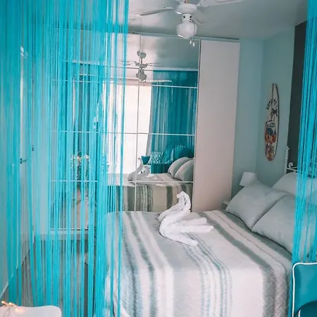 Lagoon Apartment *